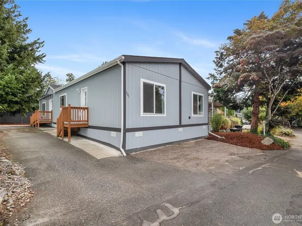 7301 NE 175th Street #331, Kenmore, WA 98028