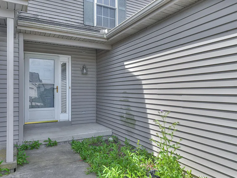 3907 Balmoral Dr — Photo 36