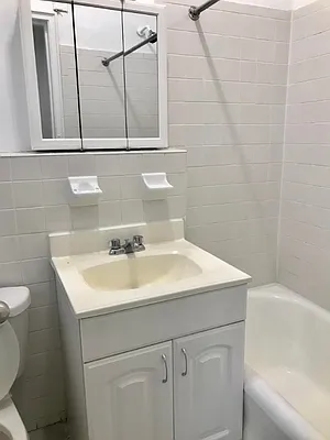 Rented by Living New York | media 7