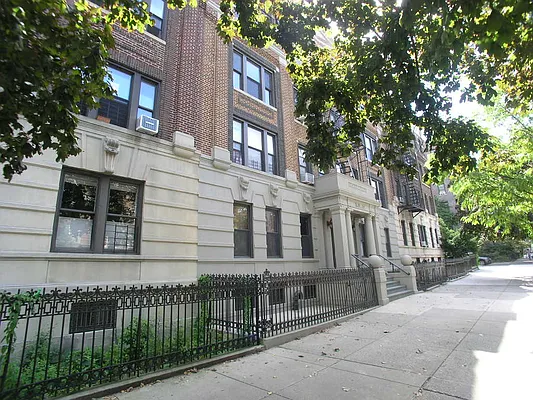 Rented by Townsley & Gay, LLC | media 12