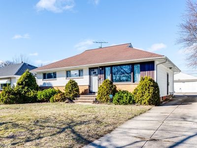 13801 Bangor Ave, Garfield Heights, OH, 44125