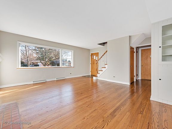 2nd image of 342 N Stewart Ave