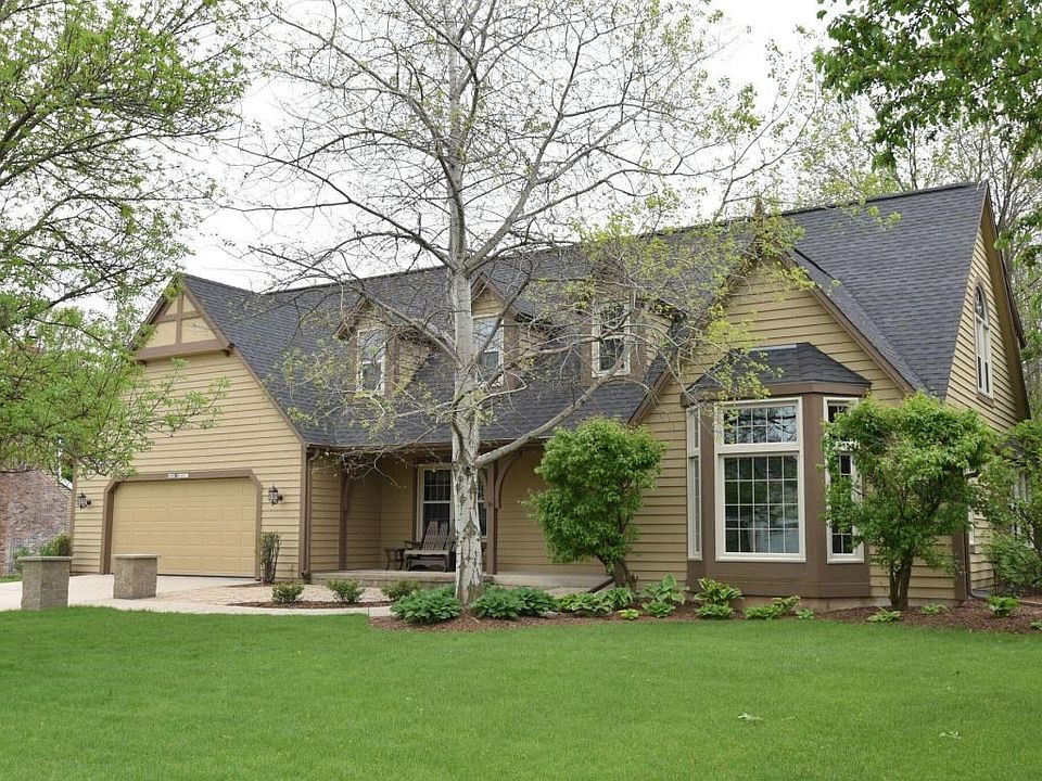 Exterior 1