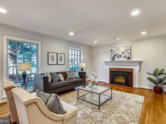 5th image of 7013 Wolftree Ln