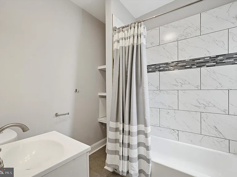 447 Durfor St — Photo 20