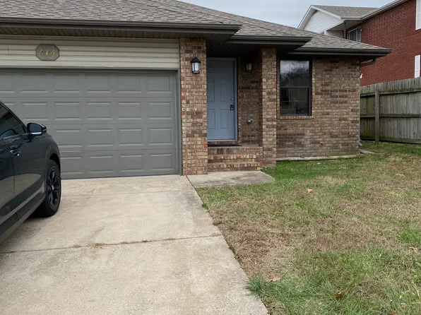 614 W Warren Ave, Ozark, MO 65721