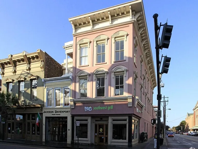 151 Calhoun St #F — Photo 1