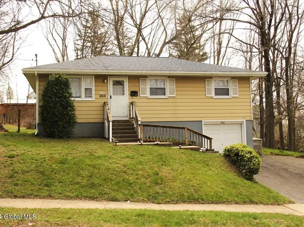 224 Elm Street, Schenectady, NY 12304