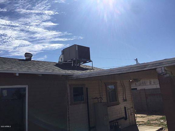 4th image of 2524 E Southgate Ave