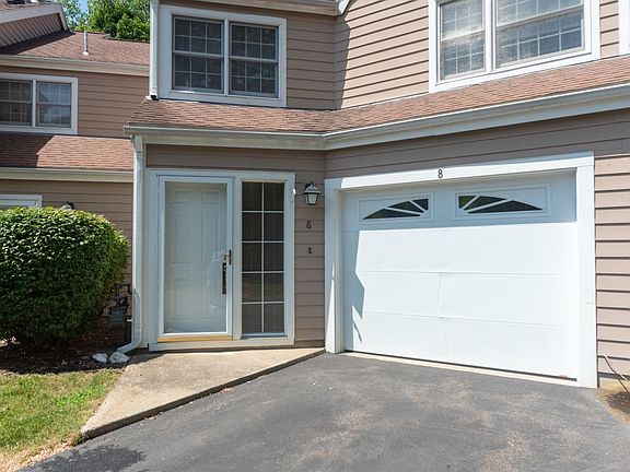 3rd image of 8 Canvasback Way #8