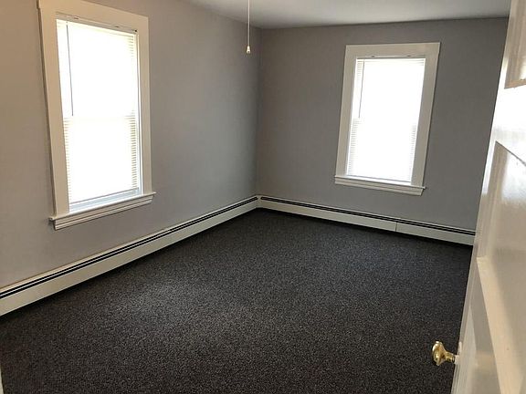 4th image of 9 Hartford St #2