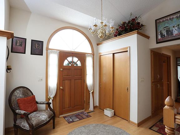 2nd image of W134N6816 Wild Rose Ct