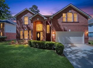 31 Harmony Hollow Ct, Conroe, TX 77385