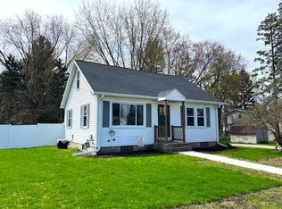 721 Park St, Ripon, WI 54971