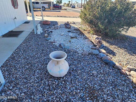 3rd image of 3617 N COLORADO Avenue