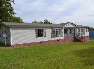 155 Macken Ln, Blairs, VA 24527