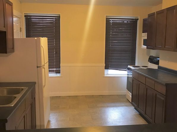 63 Main St #B