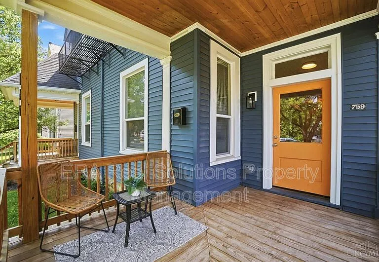 757 McMakin Ave — Photo 2