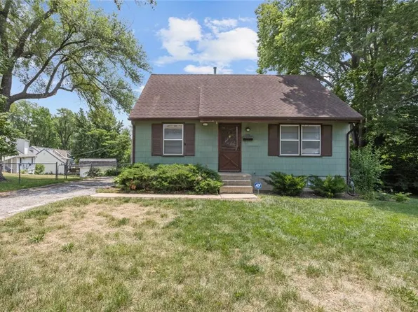 7703 E 50th St, Kansas City, MO 64129
