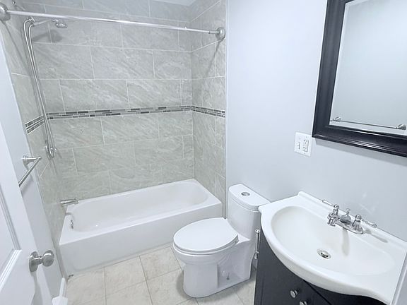 5th image of 68-70 Lyon St #1