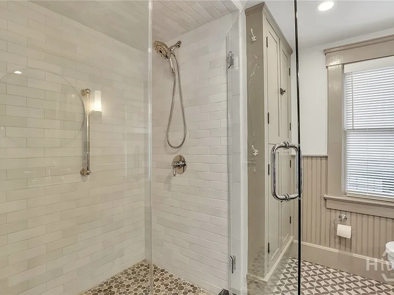 410 1/2 E Victory Dr #CARRIAGE HOUSE — Photo 26
