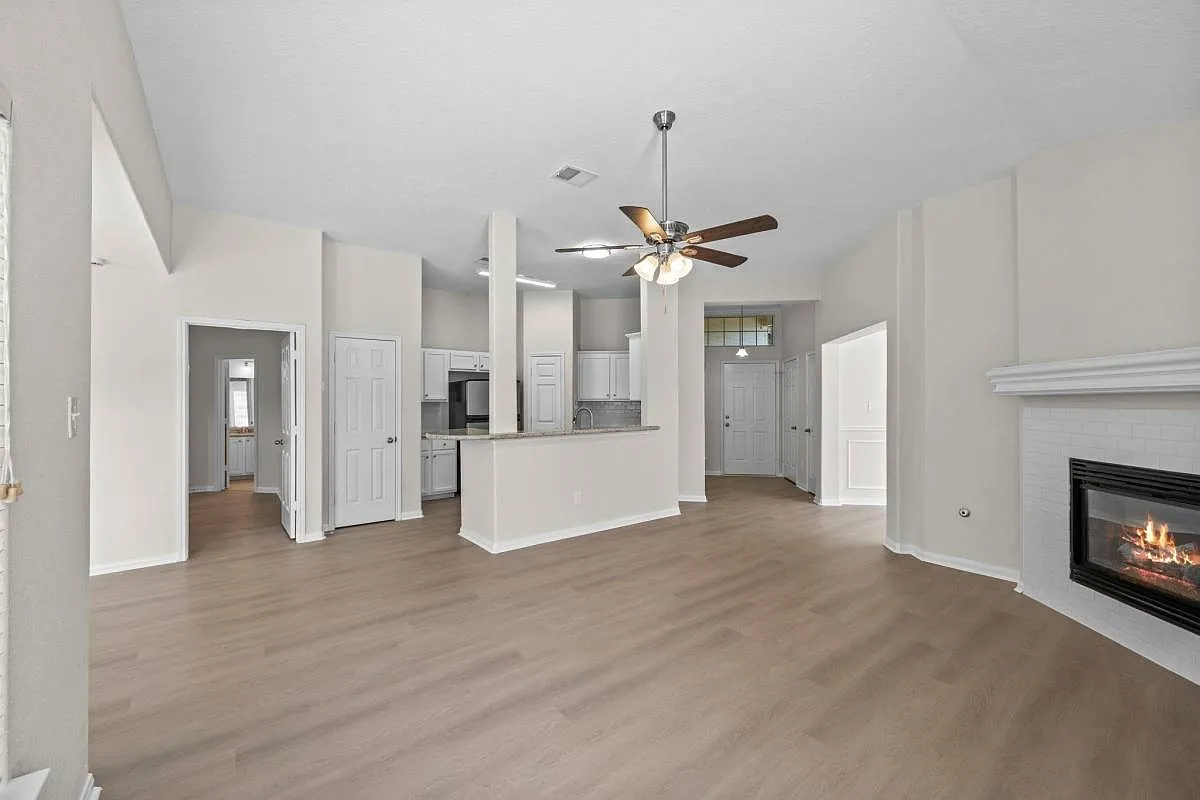 19935 Silver Rock Dr in Katy, TX 77449 — Photo 3