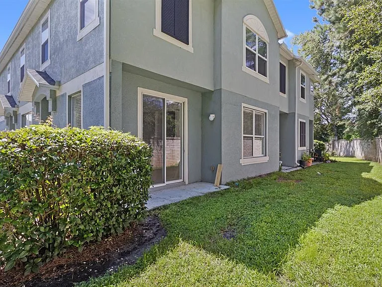 3520 San Jacinto Cir — Photo 29