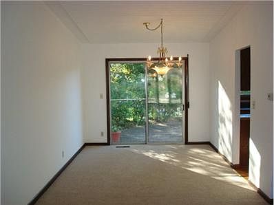 3rd image of 305 Monterey Dr