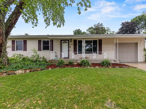 3107 Sunnyside Dr, Rockford, IL 61114