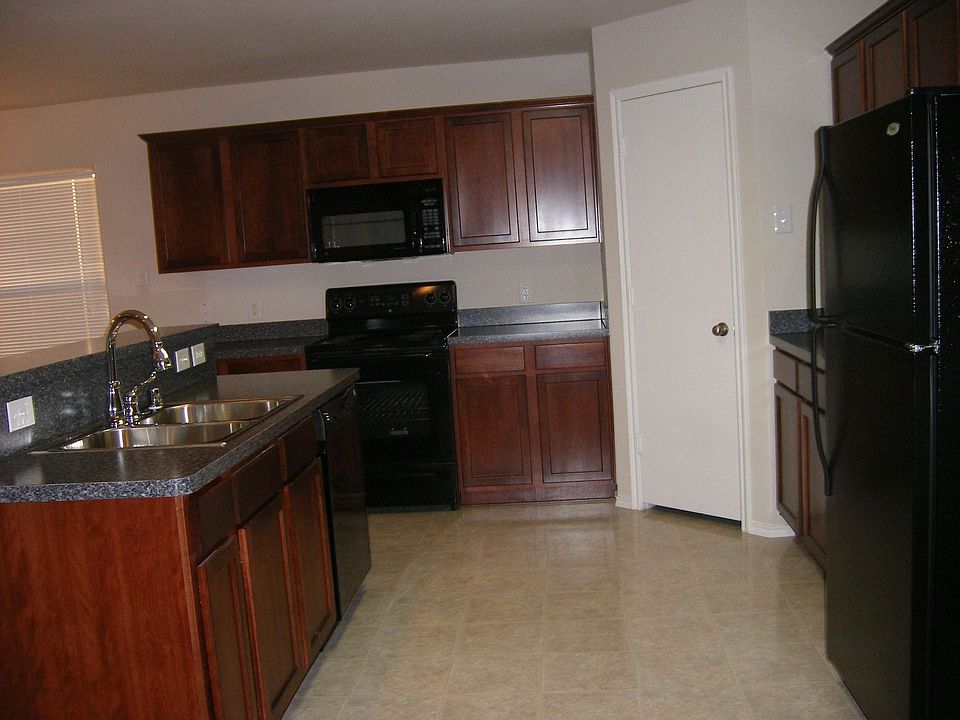 2nd image of 8500 Sagebrush Trl