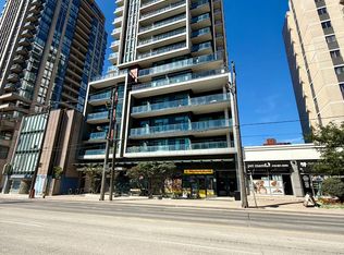 1486 Bathurst St #403, Toronto, ON M5P 0A5