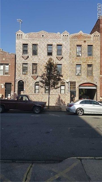 1st image of 1621 Park Pl