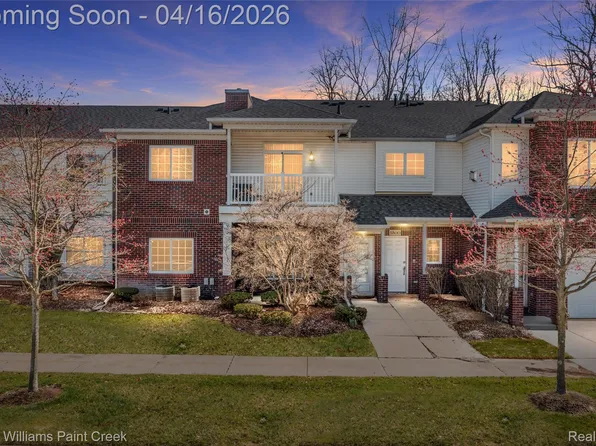 5494 Acorn Ln, Sterling Heights, MI 48314