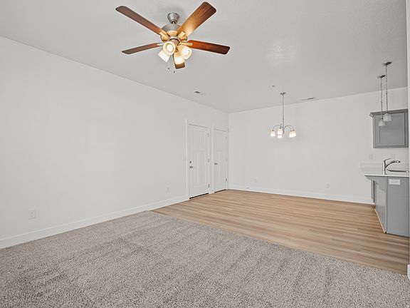 3rd image of 1812 W Terra Vista Ln Unit 202