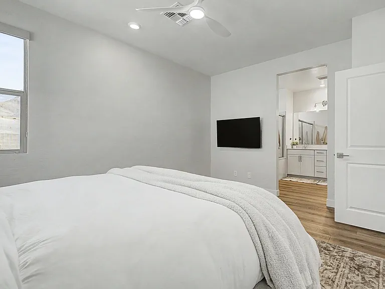 1575 Crested Eagle St — Photo 18