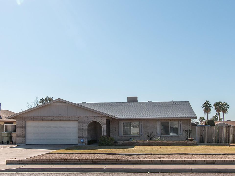 1st image of 5539 W Grovers Ave