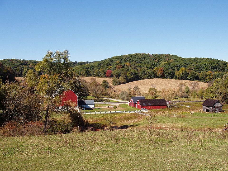 Awesome Country Setting