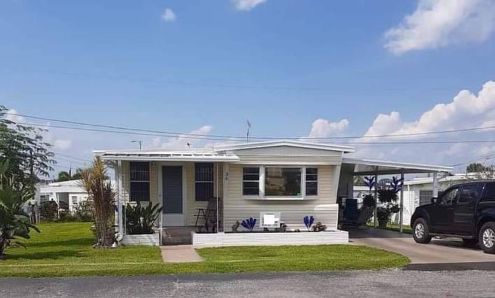 1st image of 36 Paradise Lake Dr