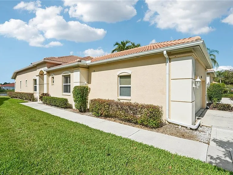 7895 Sanctuary Cir #117-1 — Photo 3