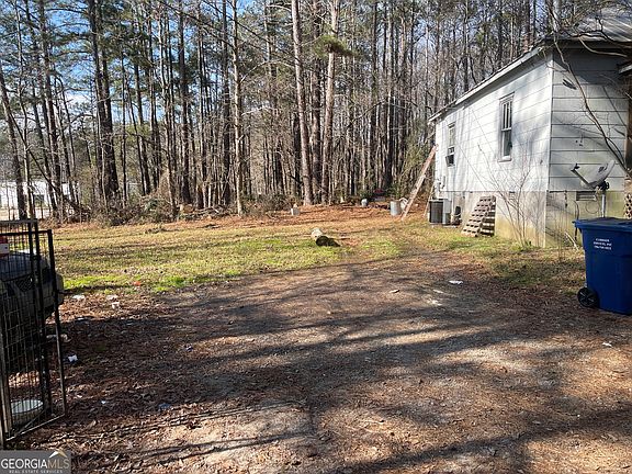 4th image of 1811 McNutt Creek Rd