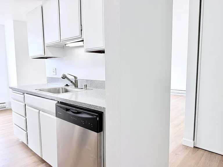 Jet Vista Apt — Photo 22