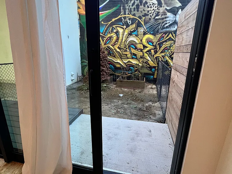 2142 Logan Ave #1 — Photo 8