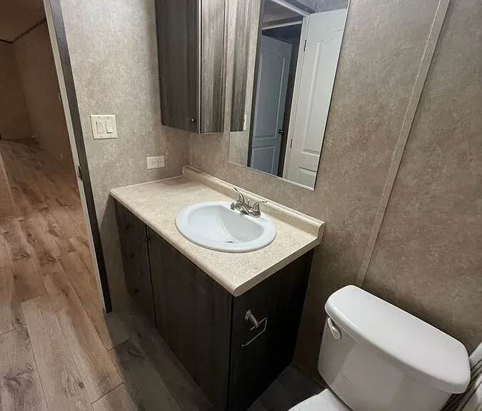 675 E Mills Dr — Photo 4