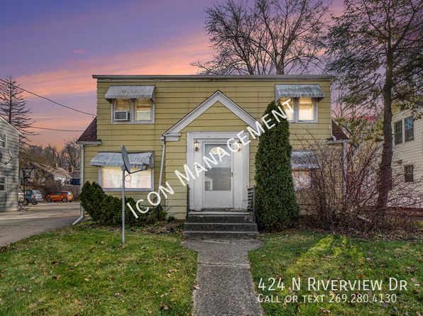 424 N Riverview Dr #1, Kalamazoo, MI 49004
