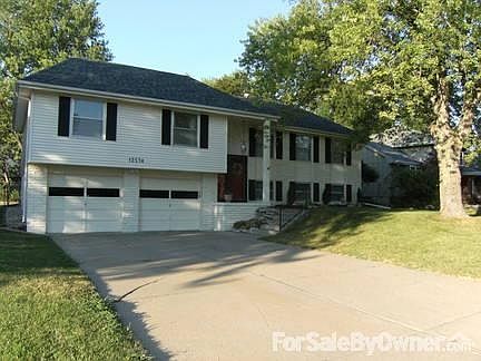 Front
						:
						Beautiful home in a wonderful neighborhood