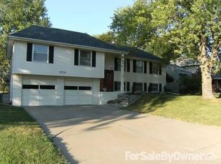 13574 Montclair Dr, Omaha, NE 68144