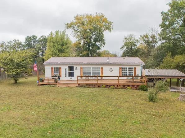 20797 Alpine Ln, Warsaw, MO 65355