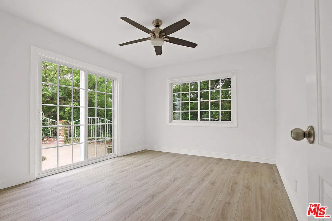 3 bed, 2.0 bath, 1787 sqft, $6,200 — Photo 2