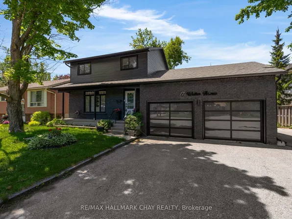 17 Walker Ave, Orillia, ON L3V 6G8