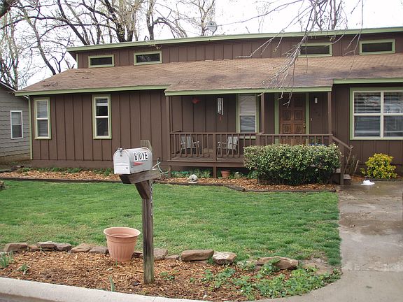 2nd image of 844 E Jackson Dr